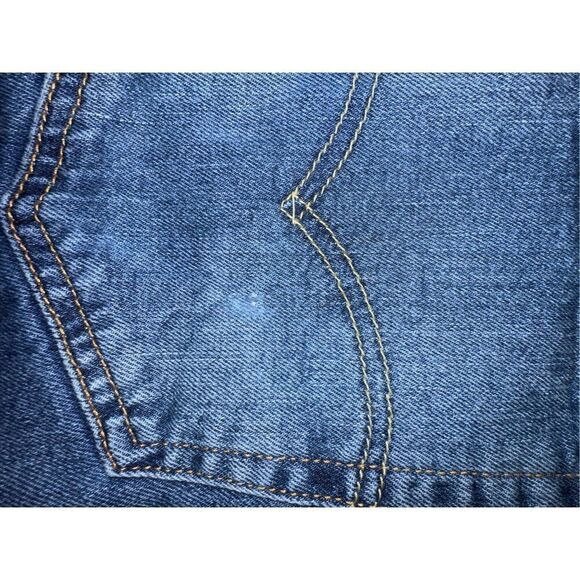 Levi’s 541™ ATHLETIC TAPER FIT MEN'S JEANS (BIG & TALL) 48X30 - Picture 4 of 6